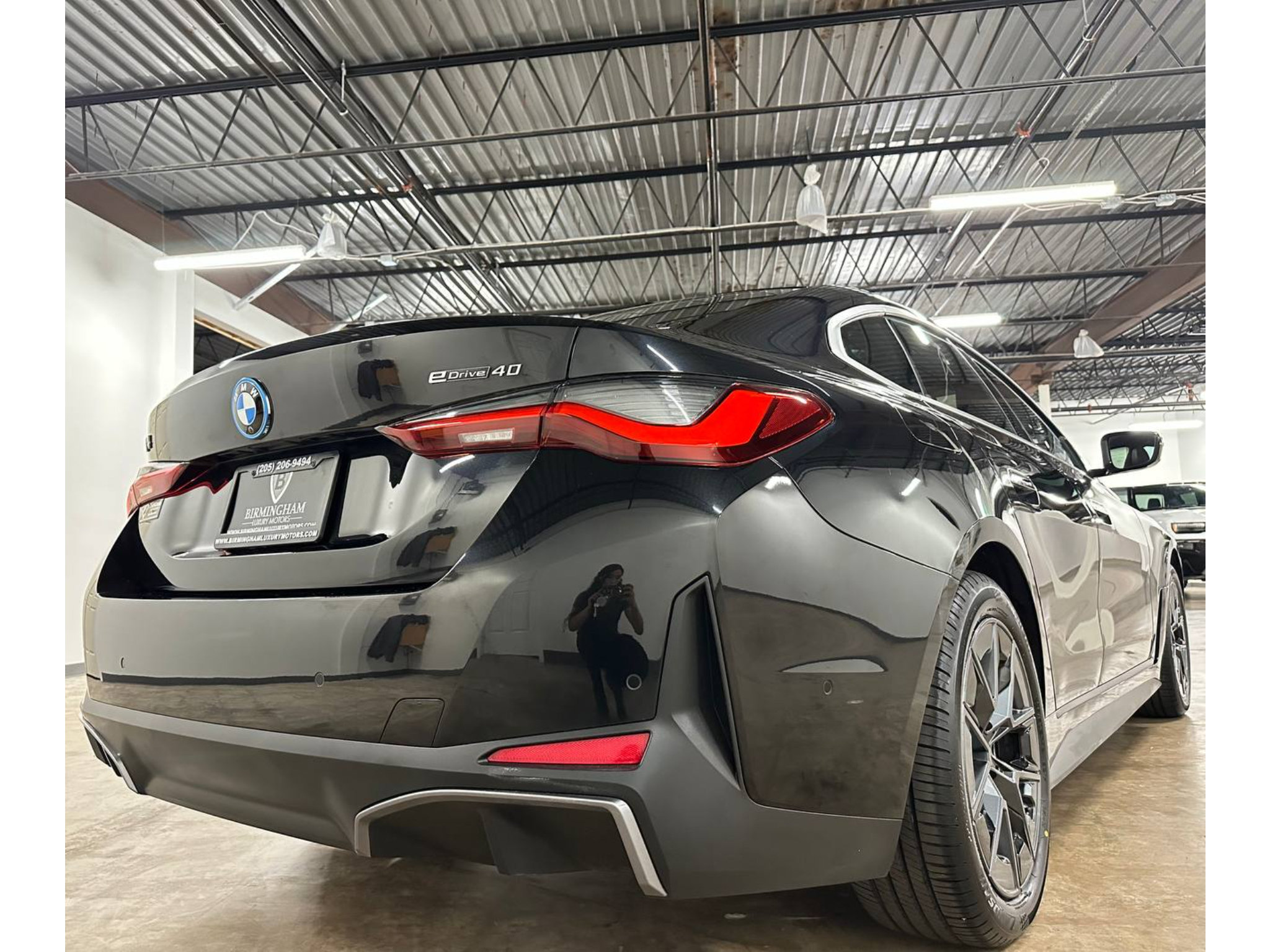 Used 2023 BMW i4 eDrive40 w/ Premium Package RWD image 13
