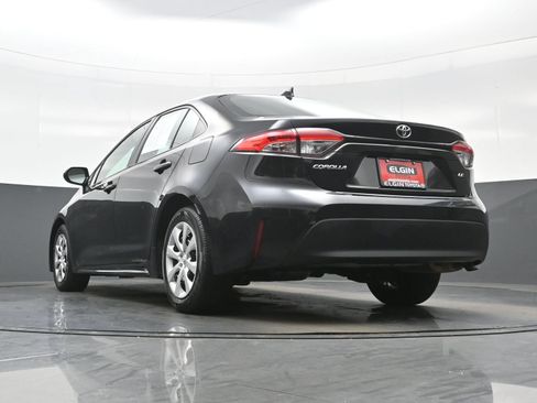 Used 2024 Toyota Corolla LE FWD image 28