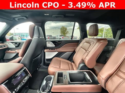 Certified 2025 Lincoln Aviator Reserve w/ Luxury Package image 12