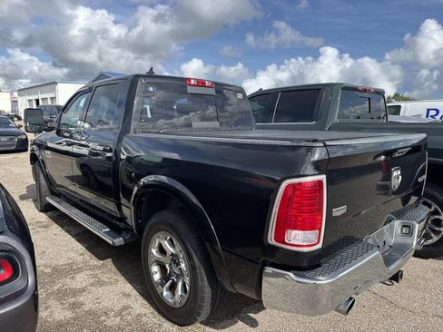 Used 2016 RAM 1500 Laramie AWD/4WD image 7