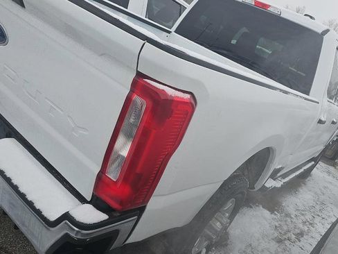 Certified 2024 Ford F250 XLT w/ FX4 Off-Road Package image 4