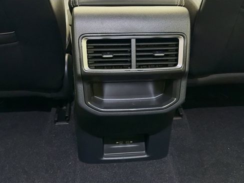 New 2026 Volkswagen Atlas Cross Sport SE AWD/4WD image 25