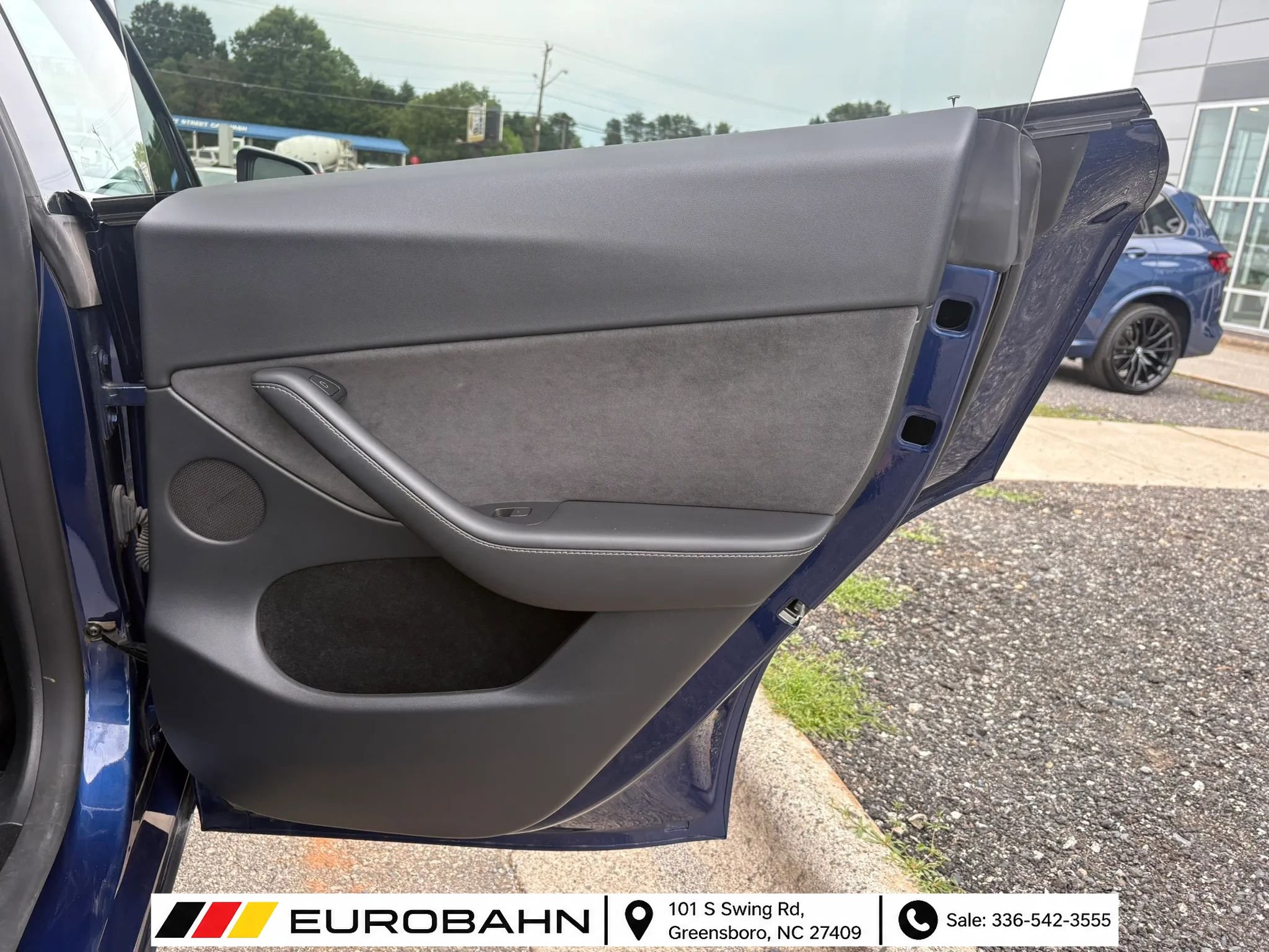 Used 2023 Tesla Model Y Performance AWD/4WD image 13