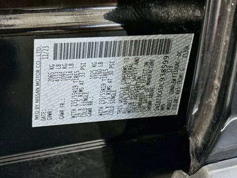 Used 2023 Nissan Rogue SL FWD image 12