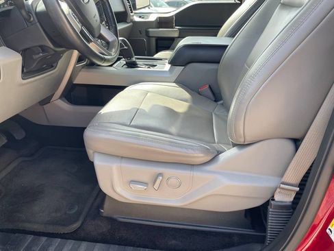 Used 2017 Ford F150 Lariat RWD image 9
