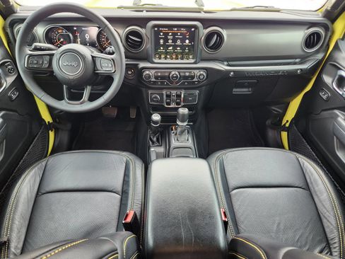 Used 2023 Jeep Wrangler Unlimited Sport AWD/4WD image 29