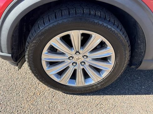 Used 2022 Ford Explorer King Ranch w/ Class IV Trailer Tow Package image 8