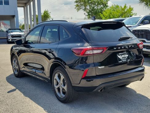 Used 2024 Ford Escape ST-Line FWD image 3