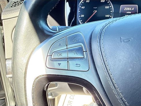 Used 2017 Mercedes-Benz S 550 Sedan image 37
