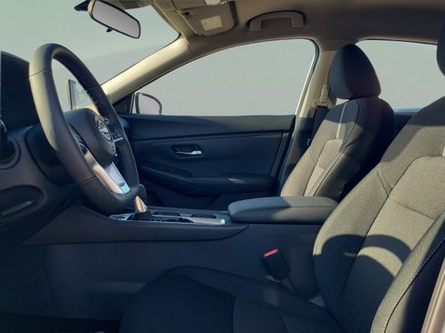 Certified 2025 Nissan Sentra SV w/ All-Weather Package FWD image 21