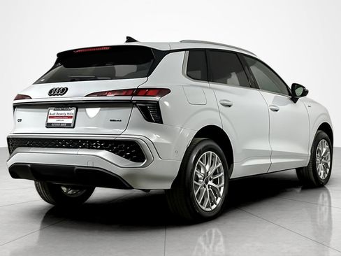 New 2026 Audi Q3 quattro 2.0T AWD/4WD image 6