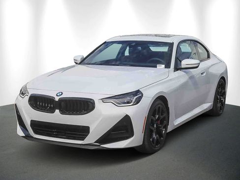 New 2026 BMW 230i Coupe w/ Premium Package image 3