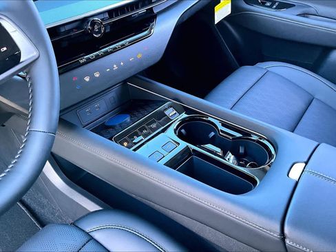 New 2026 Nissan Murano Platinum image 7