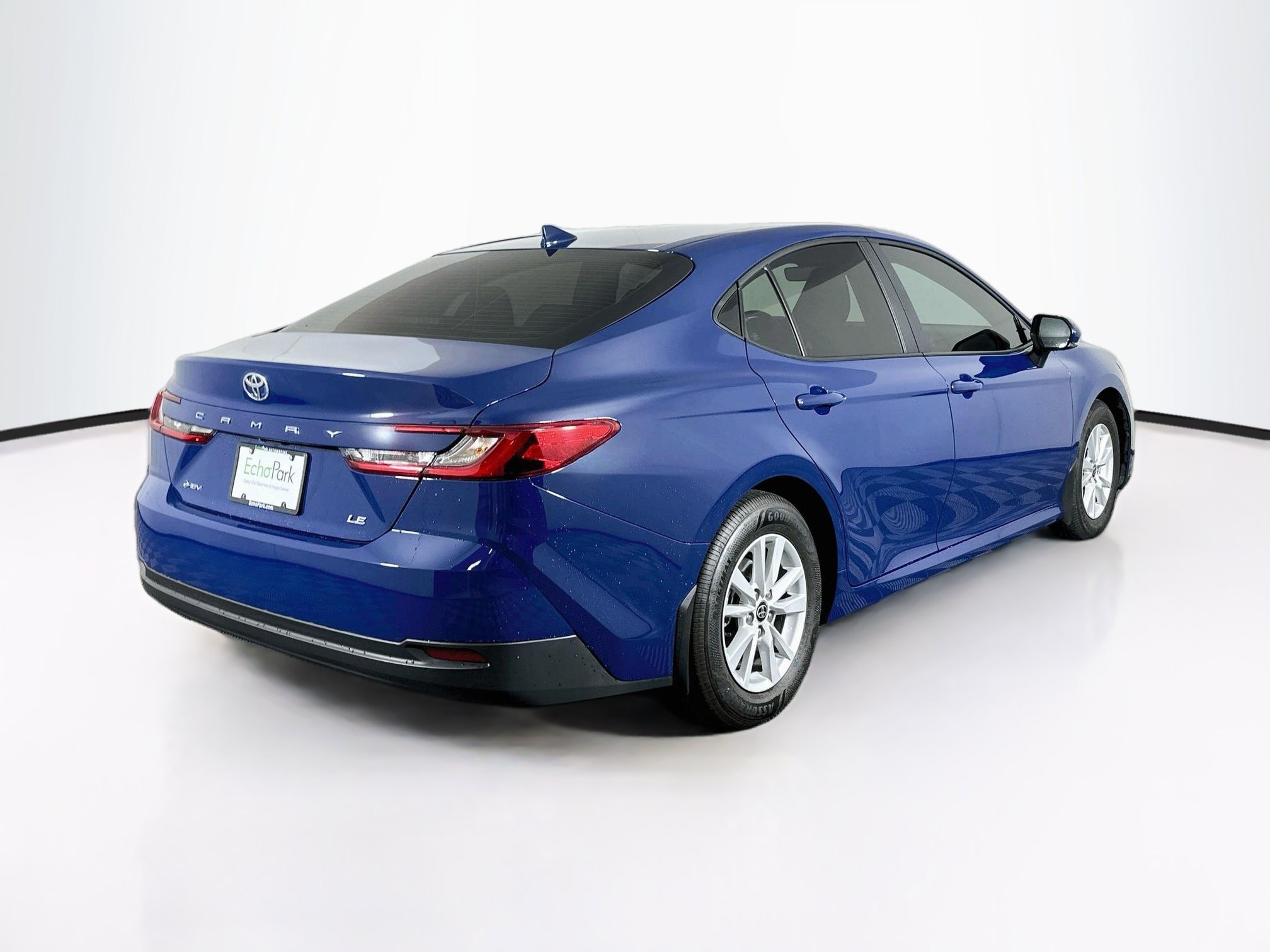 Used 2026 Toyota Camry LE w/ Convenience Package FWD image 9