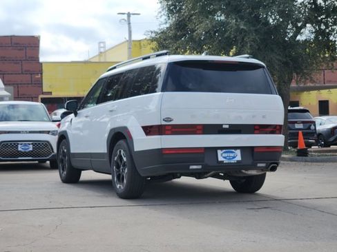 Used 2025 Hyundai Santa Fe SEL image 6