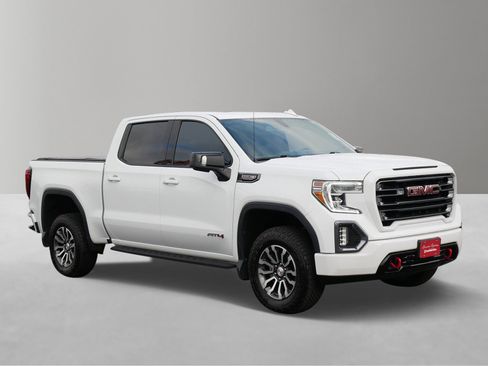 Used 2022 GMC Sierra 1500 AT4 w/ AT4 Preferred Package image 6