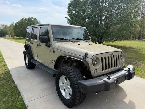 Used 2017 Jeep Wrangler Unlimited Sport w/ Quick Order Package 24S image 3