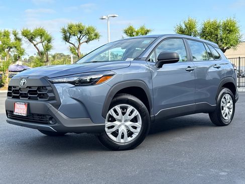 Certified 2026 Toyota Corolla Cross L FWD image 2