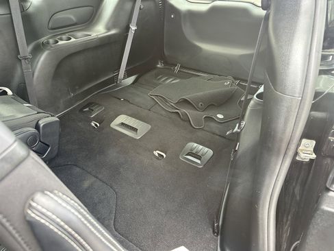 Used 2024 Chrysler Pacifica Touring FWD image 21