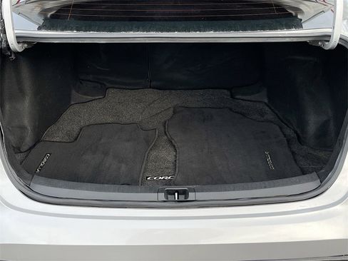 Used 2024 Toyota Corolla SE image 25