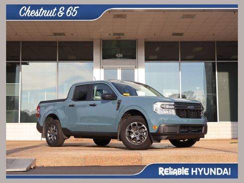 Used 2023 Ford Maverick XLT FWD image 1