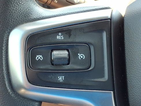 Used 2019 Chevrolet Silverado 1500 LT AWD/4WD image 22