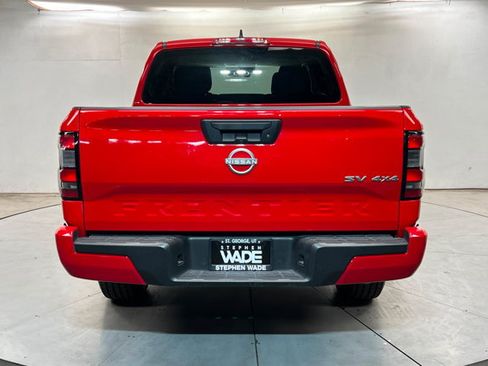 Used 2024 Nissan Frontier SV AWD/4WD image 4