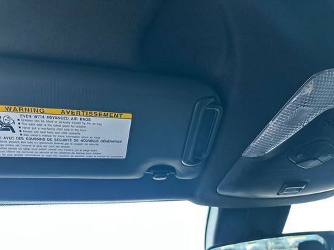 Used 2020 Toyota C-HR XLE image 62