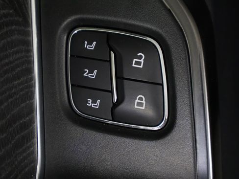 Used 2024 Ford F250 Platinum AWD/4WD image 37
