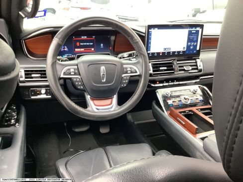 Used 2022 Lincoln Navigator Reserve RWD image 9