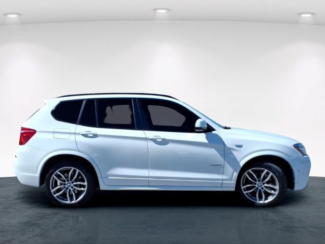 Used 2017 BMW X3 xDrive28i AWD/4WD image 5