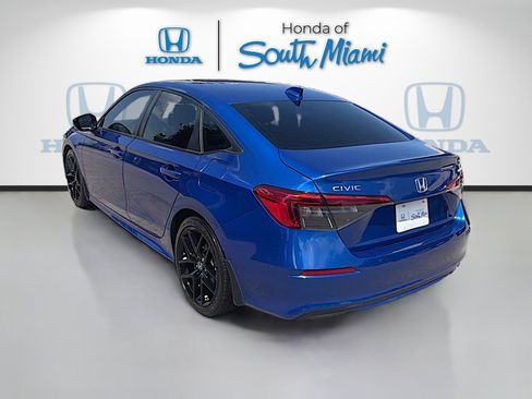 Certified 2024 Honda Civic Sport image 5