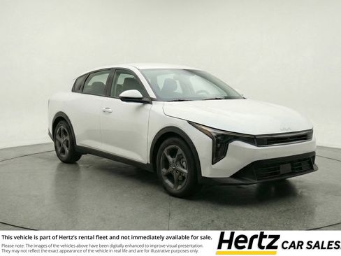 Used 2025 Kia K4 FWD image 1