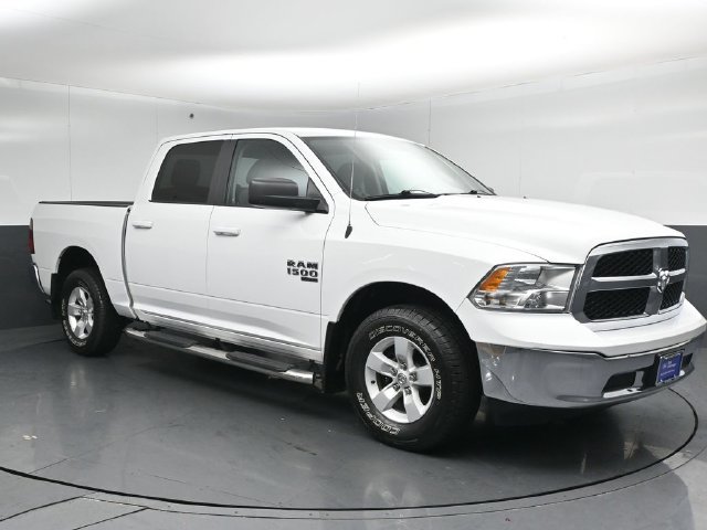 Used 2021 RAM 1500 Classic SLT AWD/4WD image 3