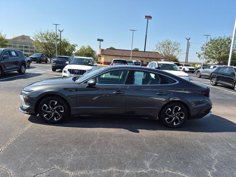 Used 2025 Hyundai Sonata SEL FWD image 6