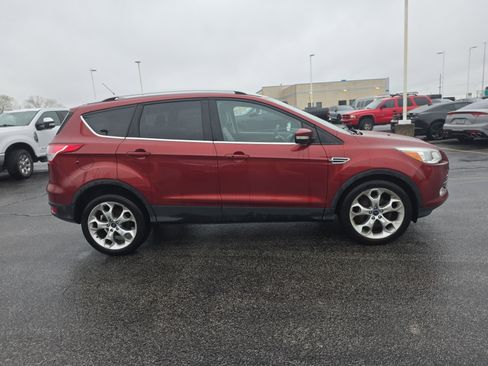 Used 2014 Ford Escape Titanium image 2