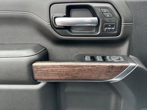 Used 2022 GMC Sierra 3500 Denali image 11