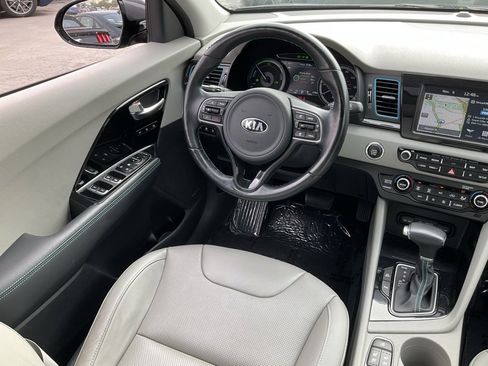 Used 2019 Kia Niro EX Premium w/ Sunroof Package image 36