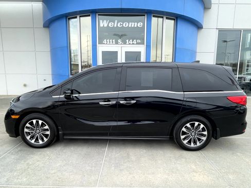 Used 2024 Honda Odyssey EX-L image 1