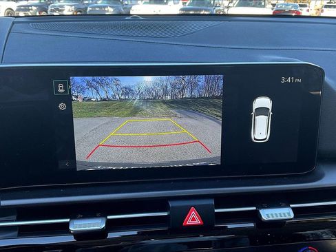 Certified 2026 Kia Sportage EX w/ EX Panoramic Sunroof Package image 14