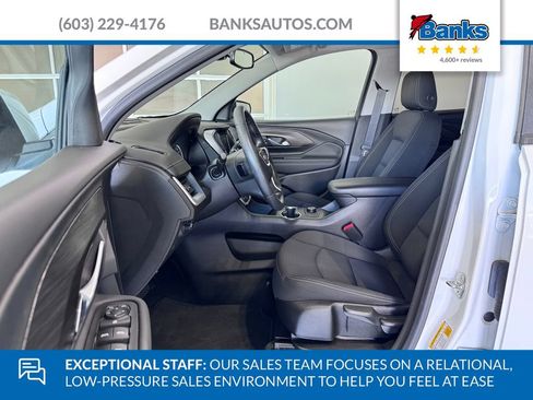 Used 2022 GMC Terrain SLE AWD/4WD image 9