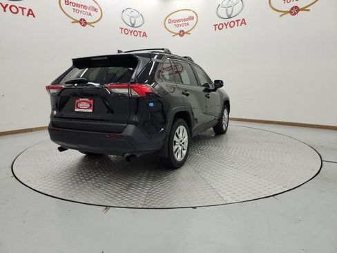 Certified 2025 Toyota RAV4 XLE Premium FWD image 8