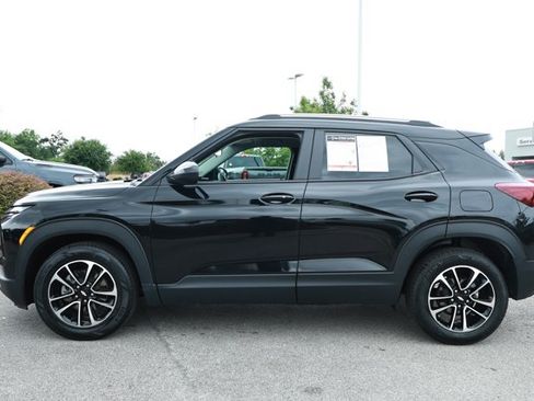 Used 2024 Chevrolet TrailBlazer LT FWD image 9