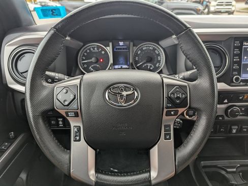 Used 2022 Toyota Tacoma Limited image 24