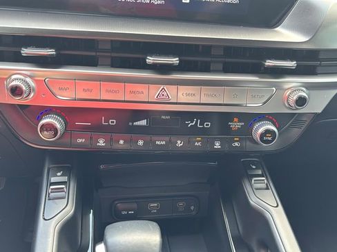 Certified 2023 Kia Telluride S FWD image 30