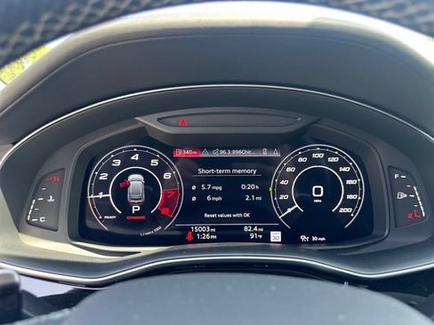 Used 2023 Audi RS Q8 AWD/4WD image 34