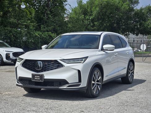 Certified 2026 Acura MDX w/ Technology Package FWD image 4