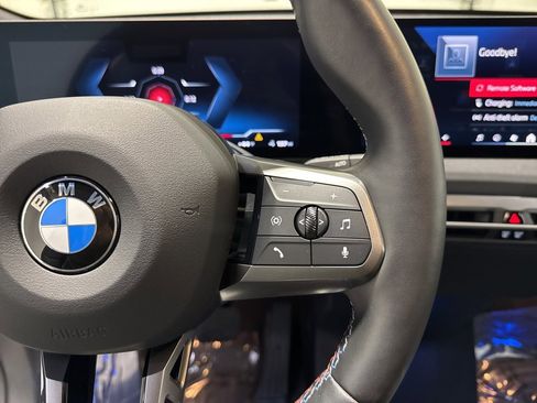 Used 2025 BMW iX M60 image 32
