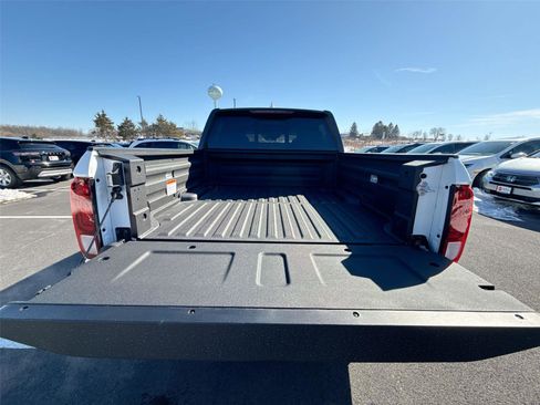 Certified 2026 Honda Ridgeline Black Edition image 18