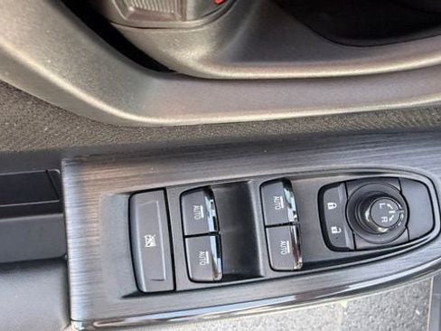 Used 2026 Subaru Outback Premium AWD/4WD image 18